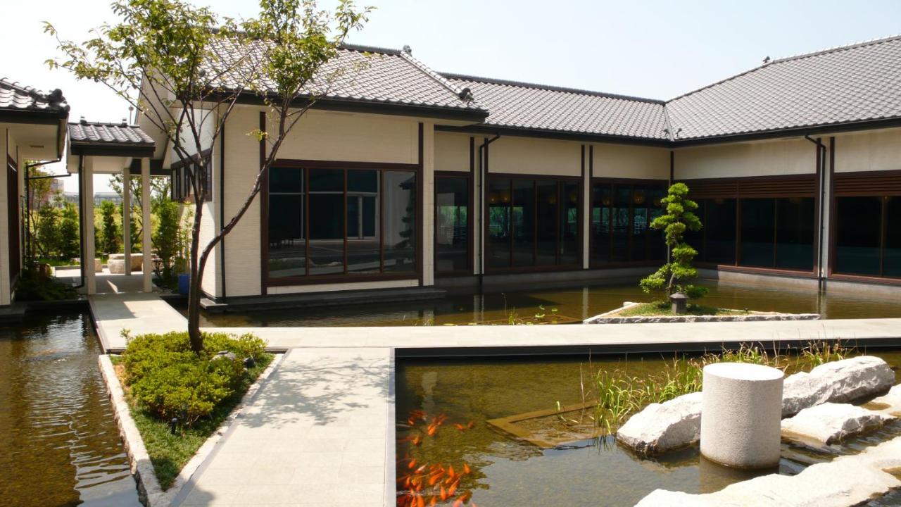 Sheraton Taoyuan Hotel Exterior photo